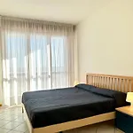 Villa Emy Fronte Mare-Carraro Immobiliare Jesolo-Family Apartments