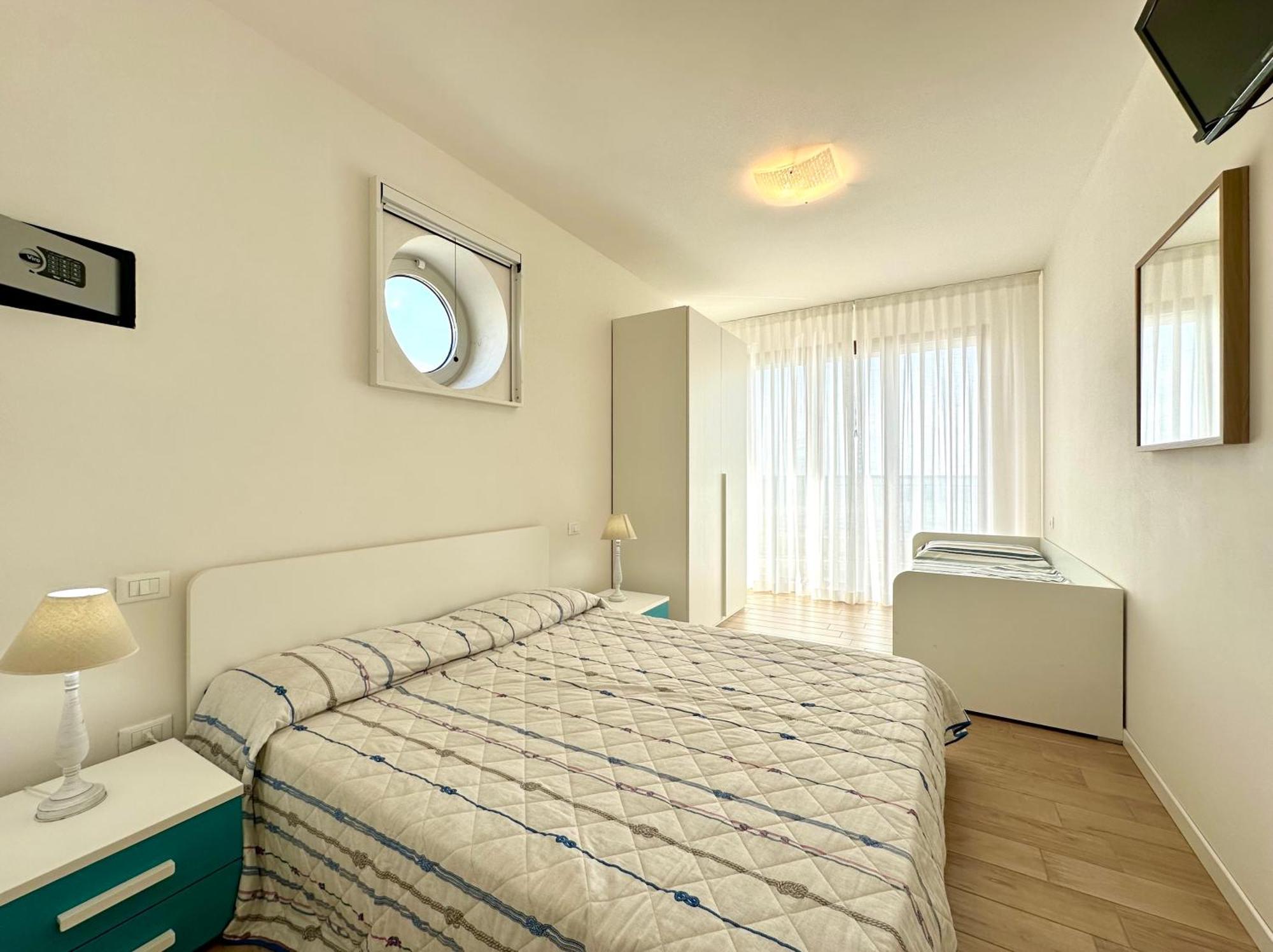 Emy Fronte Mare-carraro Immobiliare Jesolo-family Appartamento *