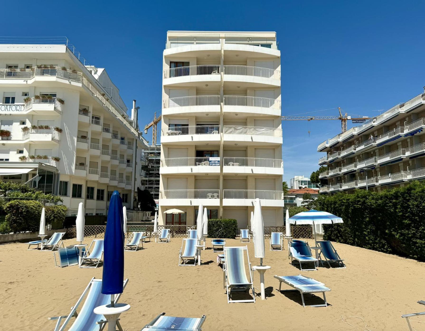 Emy Fronte Mare-carraro Immobiliare Jesolo-family